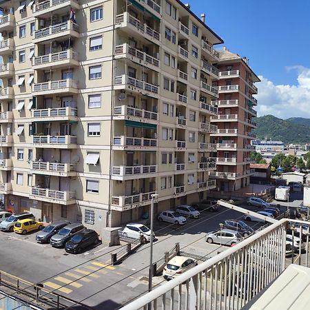 Azzurro Adriatico In Genova Est Apartment Exterior foto